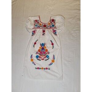 Vintage Oaxcana Mexican embroidered White Knee Mini dress Tunic  Boho Peasant S